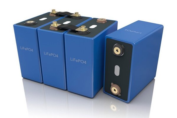 CS-Batteries Lithium LiFePO4 -Caravan / Wohnmobil- Batterie 12V / 20Ah - 240Ah